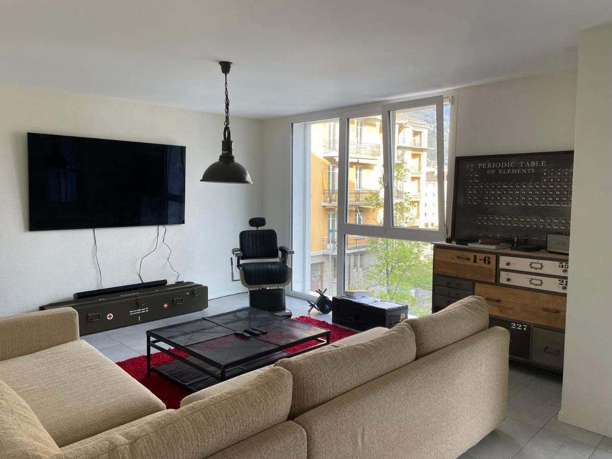 Chambre Double Μοντρέ Εξωτερικό φωτογραφία
