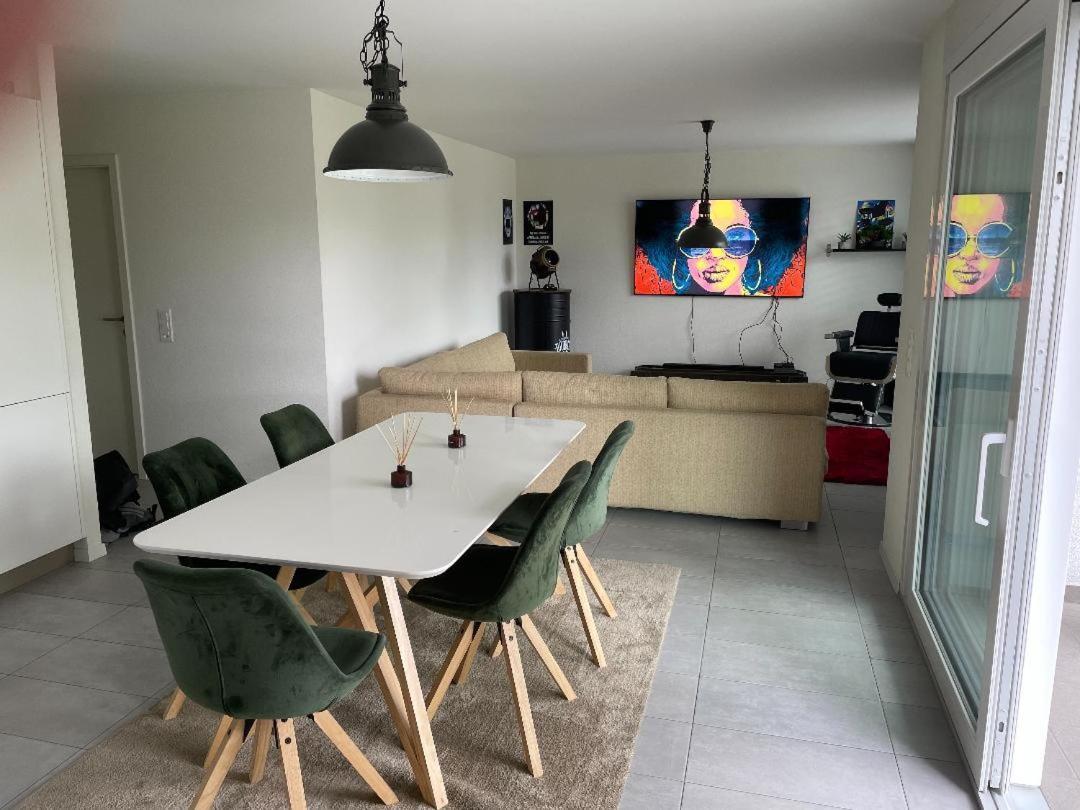 Chambre Double Μοντρέ Εξωτερικό φωτογραφία